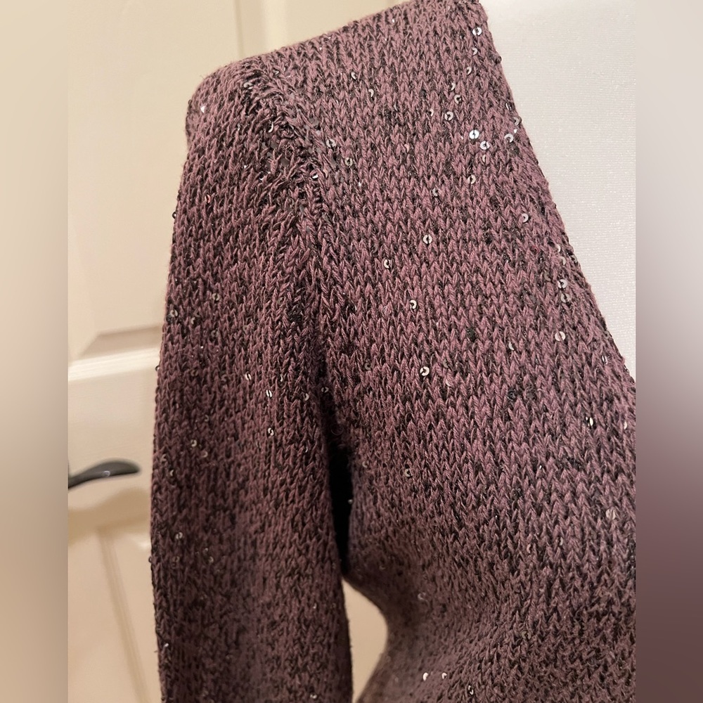 Open Sweater. - Picture 4 of 6